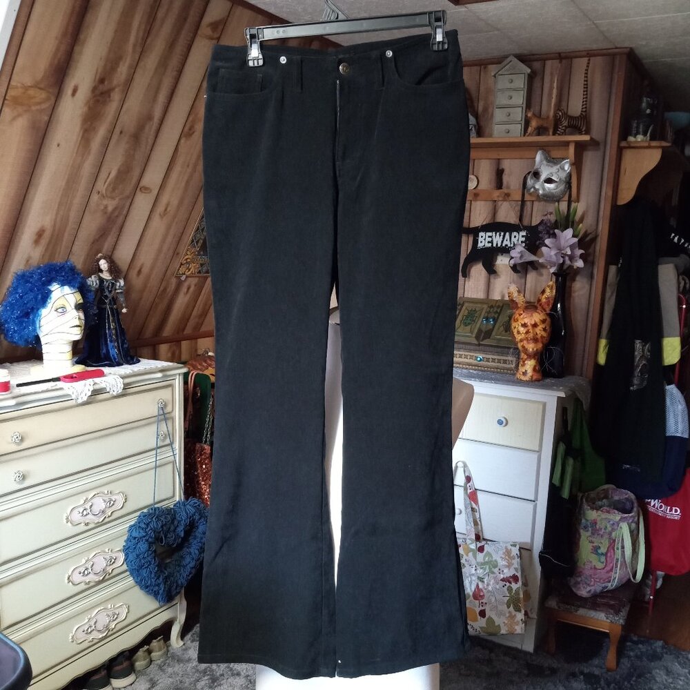 Womans black pants  size 7